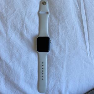 Apple Watch series 3 38mm in aluminum
